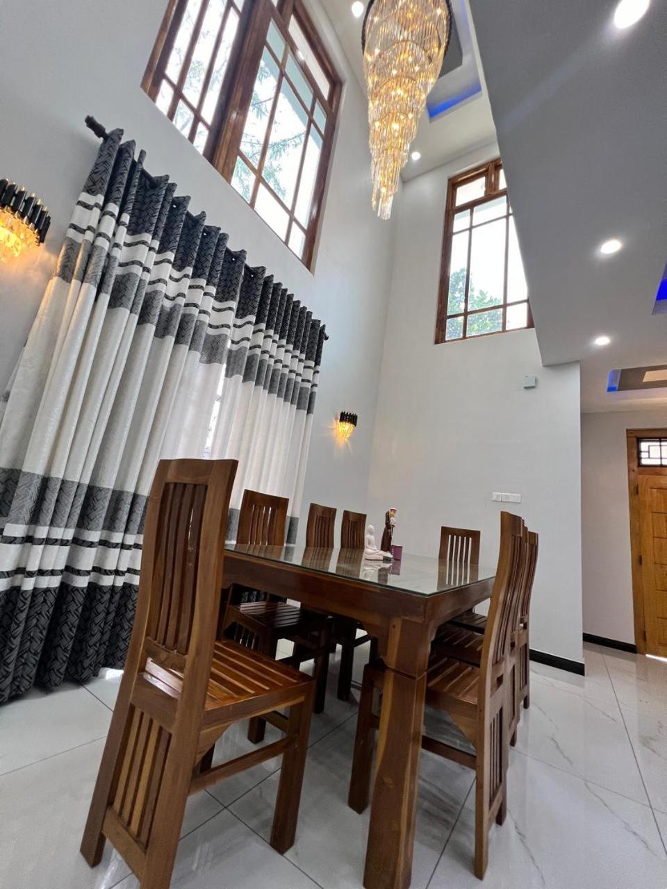 Alps Villa Jaffna Eksteriør bilde